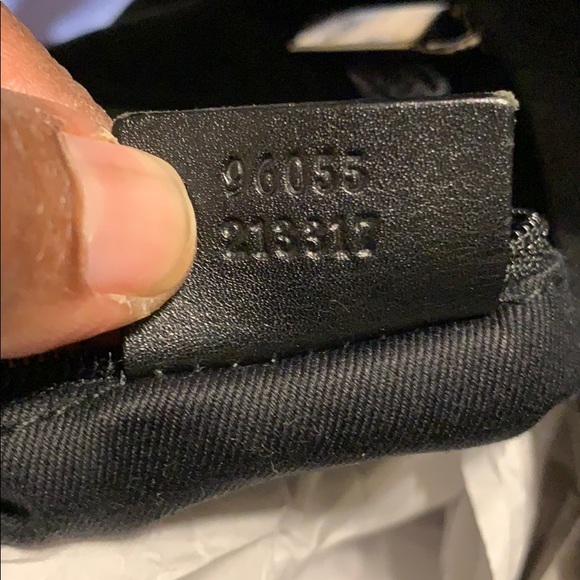Authentic Gucci Hobo Bag - Picture 6 of 8